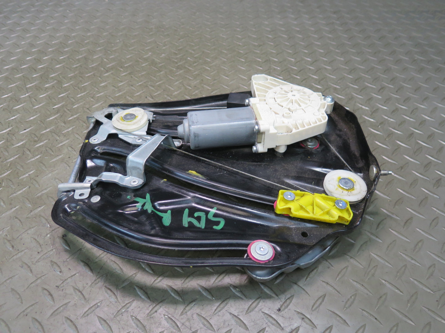 13-20 Mercedes R231 Sl-class Rear Right Window Regulator w Motor 2316700203 OEM