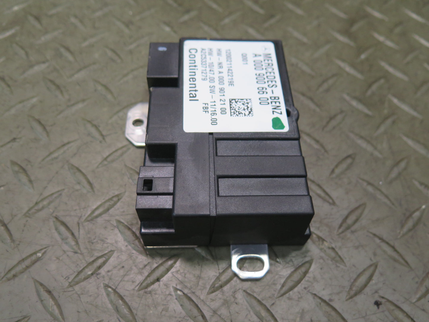 12-20 Mercedes R231 Sl-class Fuel Pump Control Module 0009006600 OEM