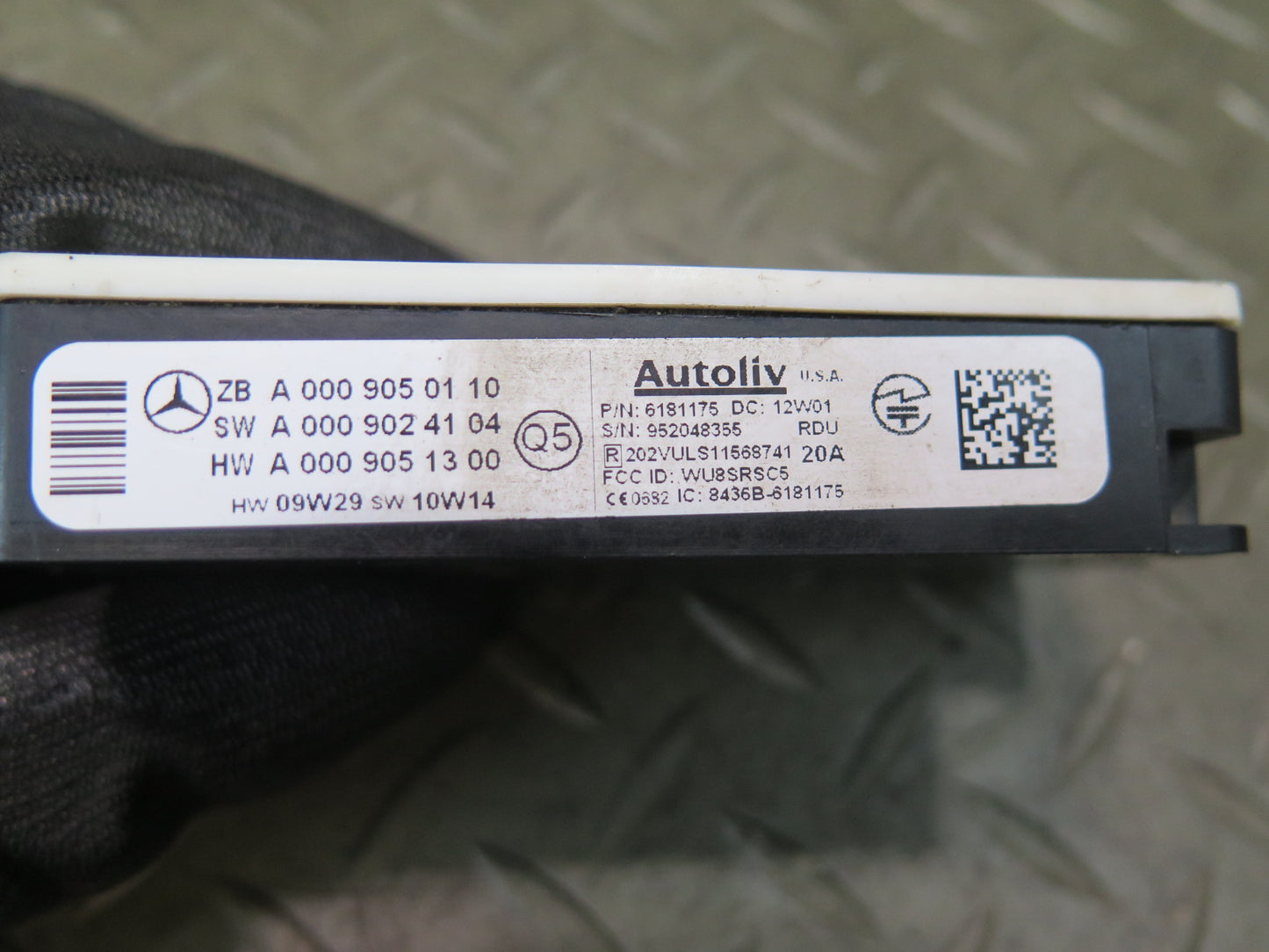 13-20 Mercedes R231 SL550 Set of 2 Rear Blind Spot Radar Sensor Module OEM