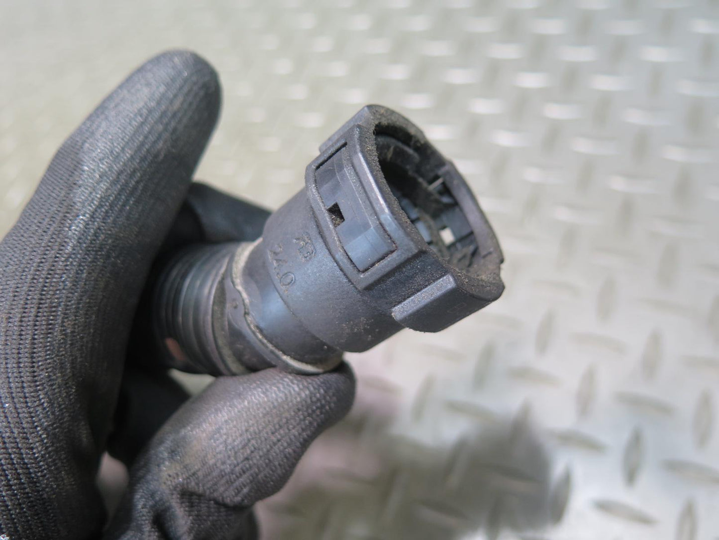 13-20 Mercedes R231 SL550 Fuel Evap Vapor Charcoal Canister OEM