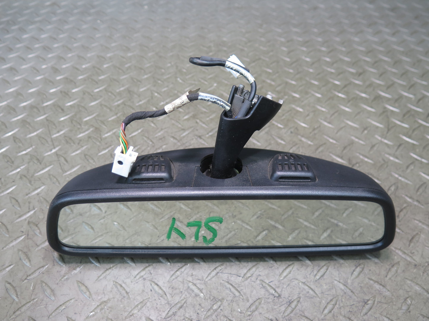 13-16 Mercedes R231 SL550 Auto Dimming Interior Rear View Mirror OEM