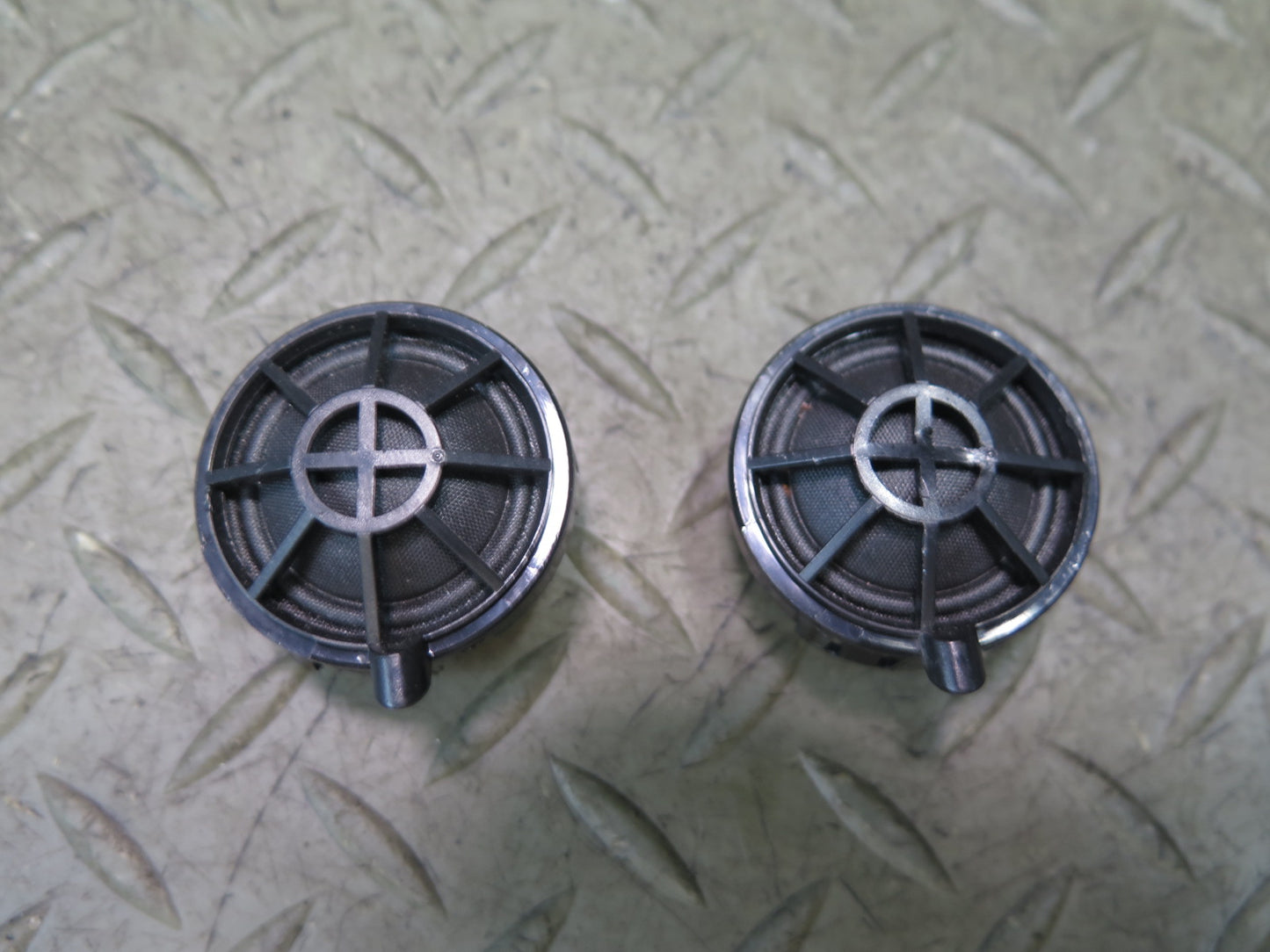 13-20 Mercedes R231 SL550 Set of 2 Left & Right Door Tweeter Speaker OEM