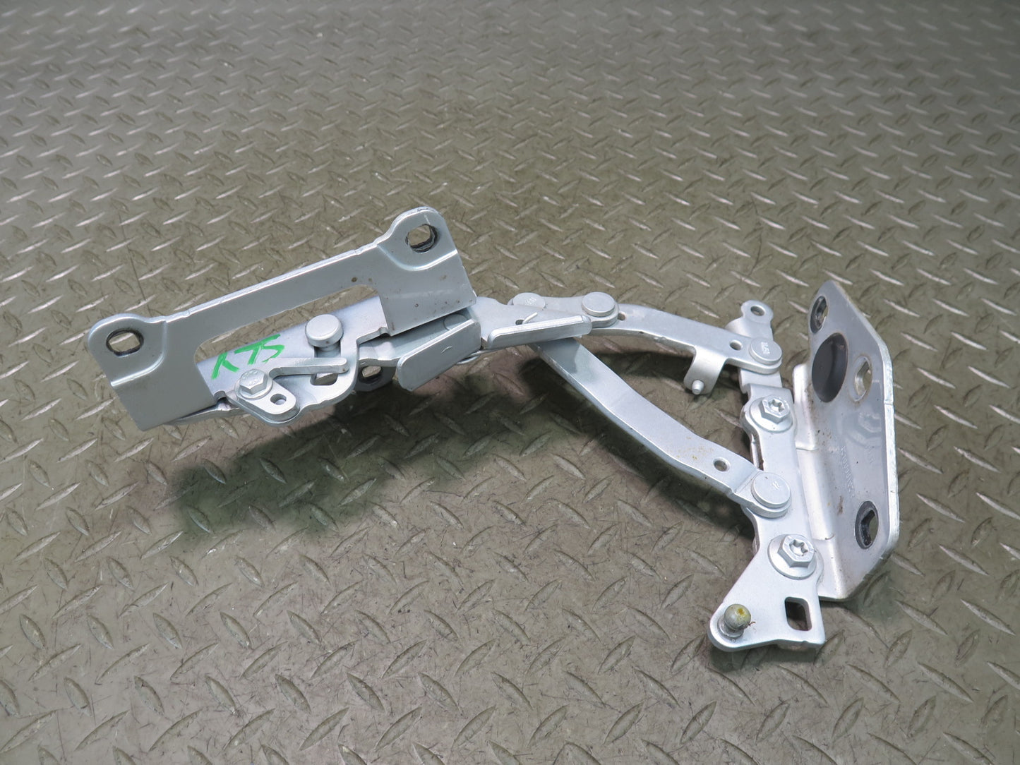 13-20 Mercedes R231 SL550 Set of 2 Front Left & Right Hood Hinge OEM