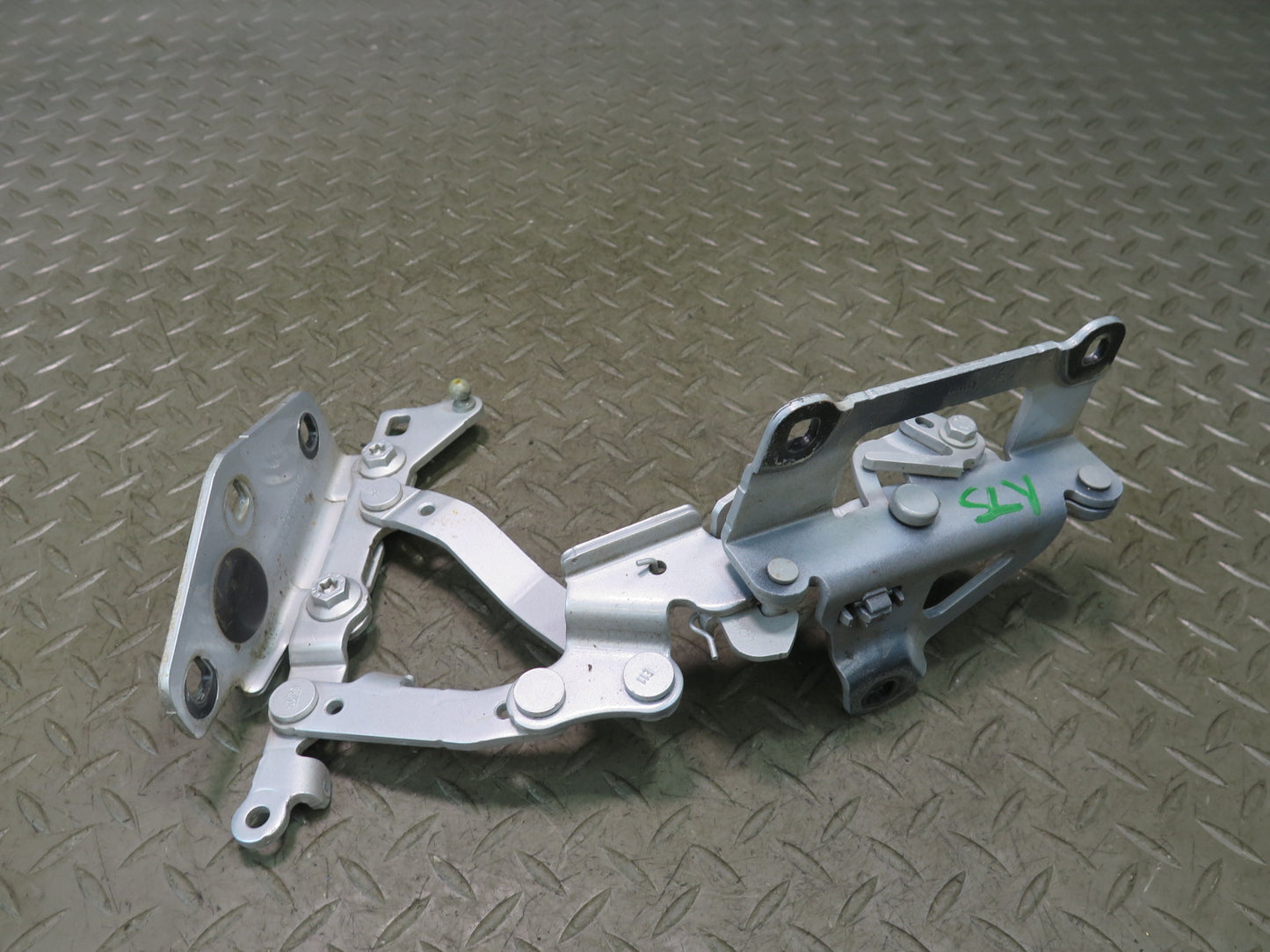 13-20 Mercedes R231 SL550 Set of 2 Front Left & Right Hood Hinge OEM