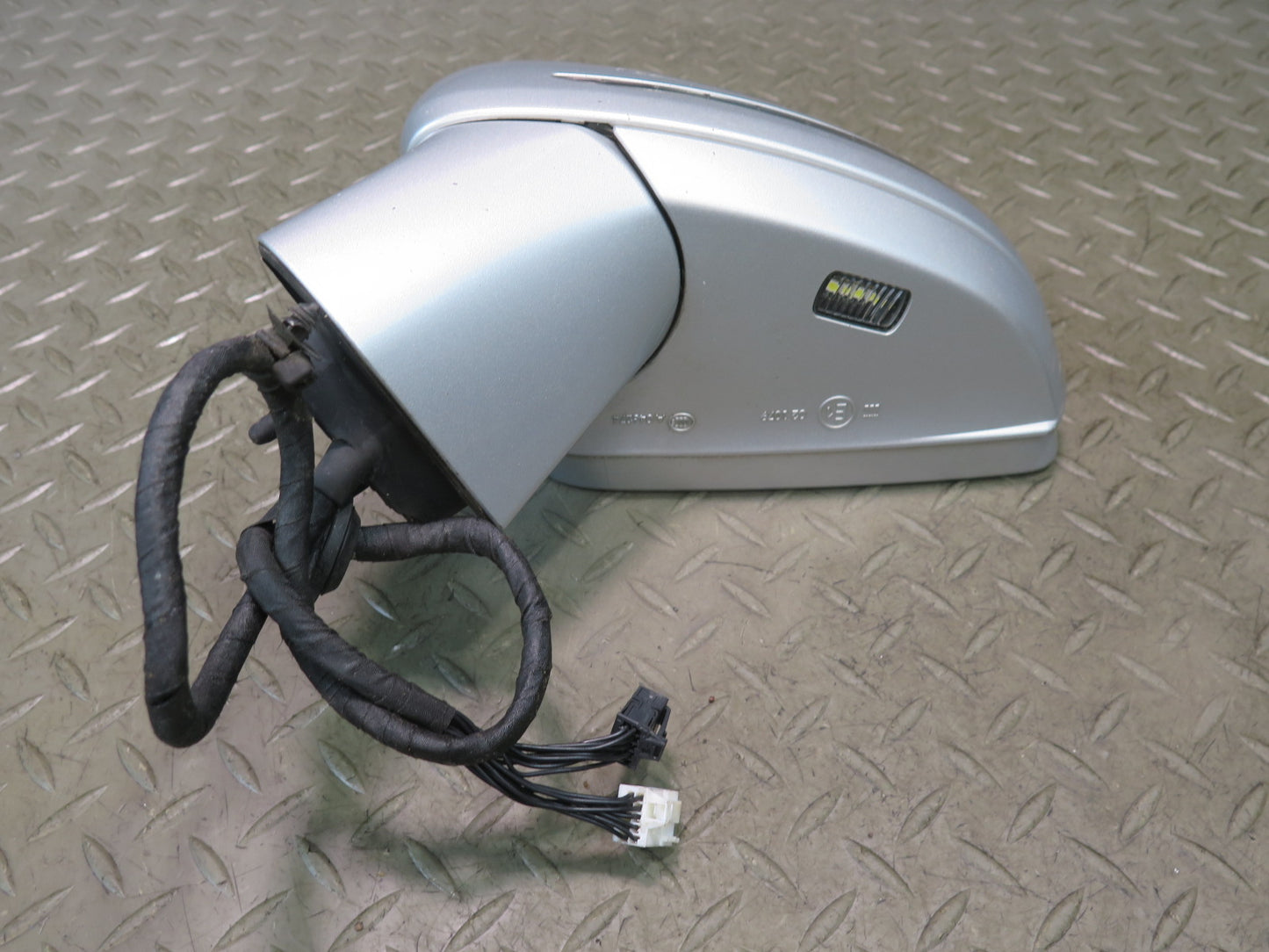13-20 Mercedes R231 SL550 Left Side View Auto Dim Heated Mirror Blind Spot OEM