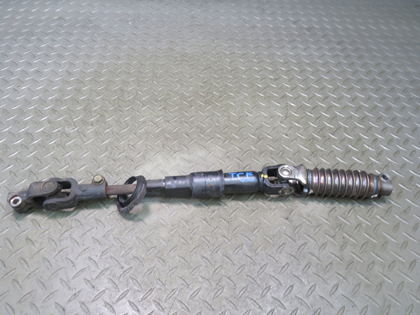 95-97 Toyota Celsior RHD Steering Column Intermediate Linkage U Joint Shaft OEM