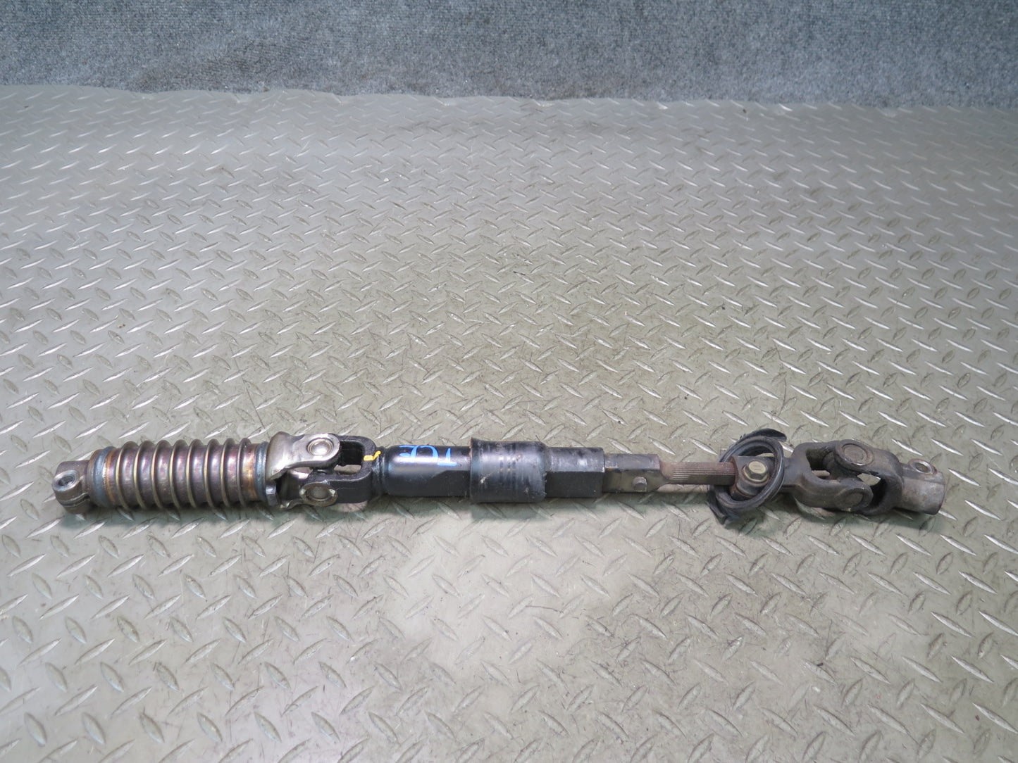 95-97 Toyota Celsior RHD Steering Column Intermediate Linkage U Joint Shaft OEM