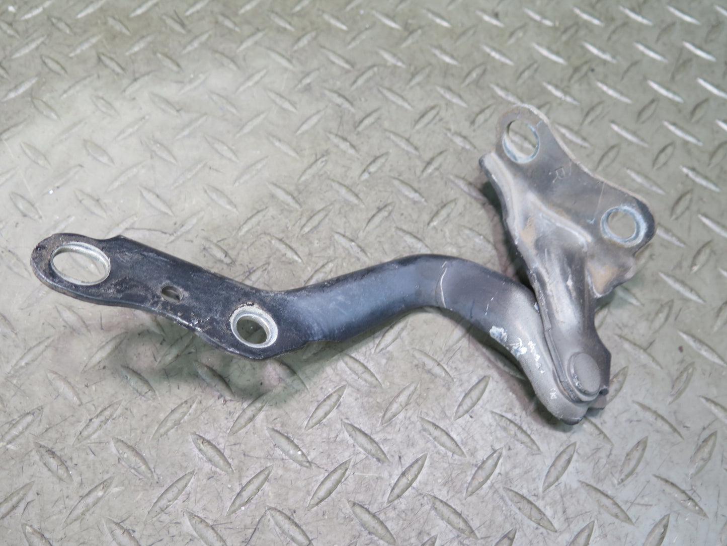 95-00 Toyota Celsior Lexus LS400 UCF20 Front Left & Right Hood Hinge Set OEM