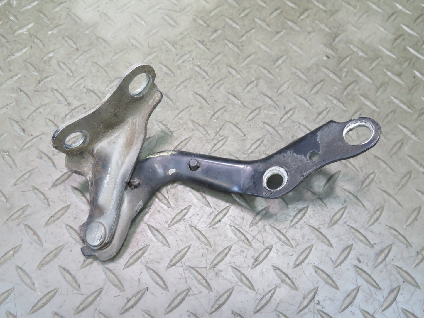 95-00 Toyota Celsior Lexus LS400 UCF20 Front Left & Right Hood Hinge Set OEM