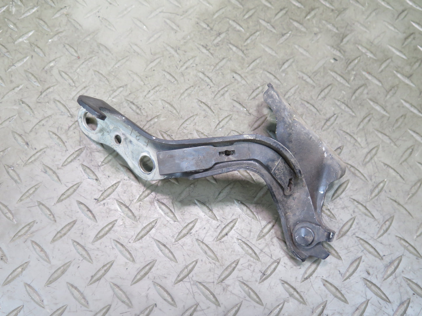 95-00 Toyota Celsior Lexus LS400 UCF20 Front Left & Right Hood Hinge Set OEM