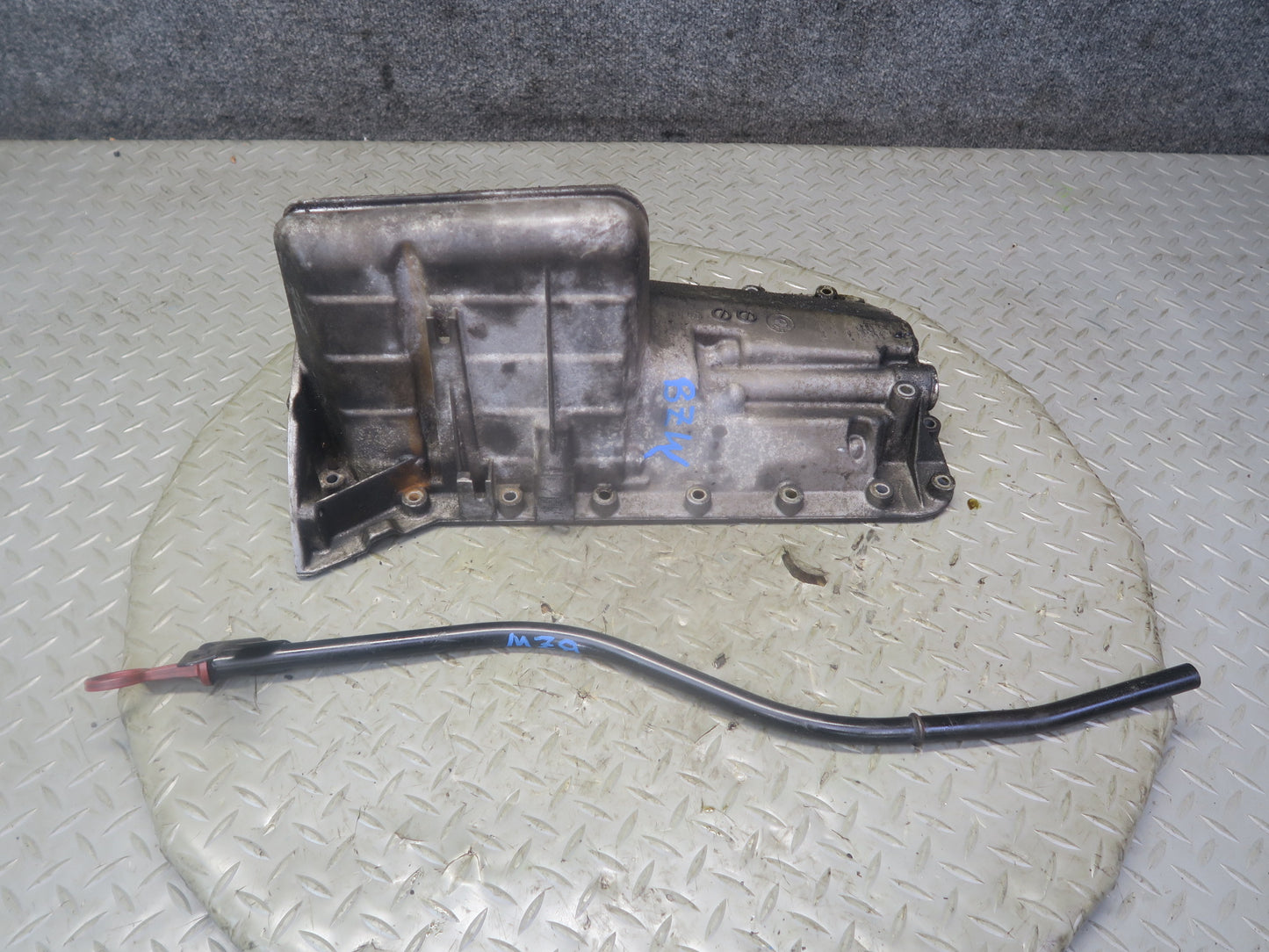 96-99 BMW E36/7 Z3 1.9L M44 Engine Motor Lower Oil Pan Sump w Dipstick OEM
