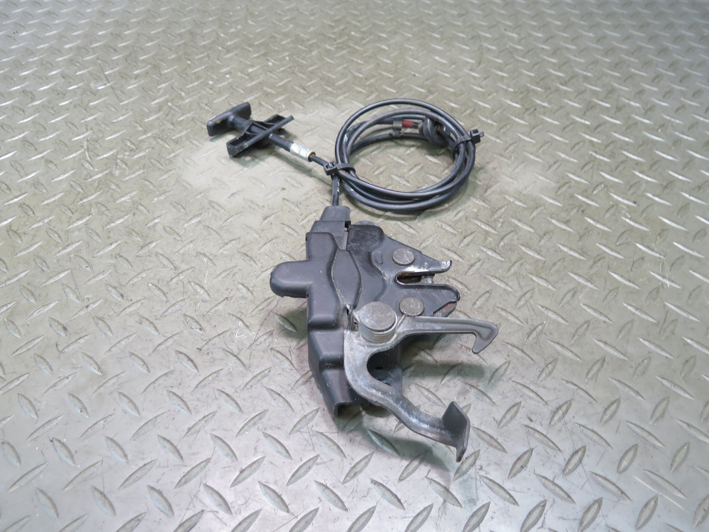 00-05 Toyota MR2 Spyder ZZW30L Front Hood Lock Latch w Cable Assembly OEM