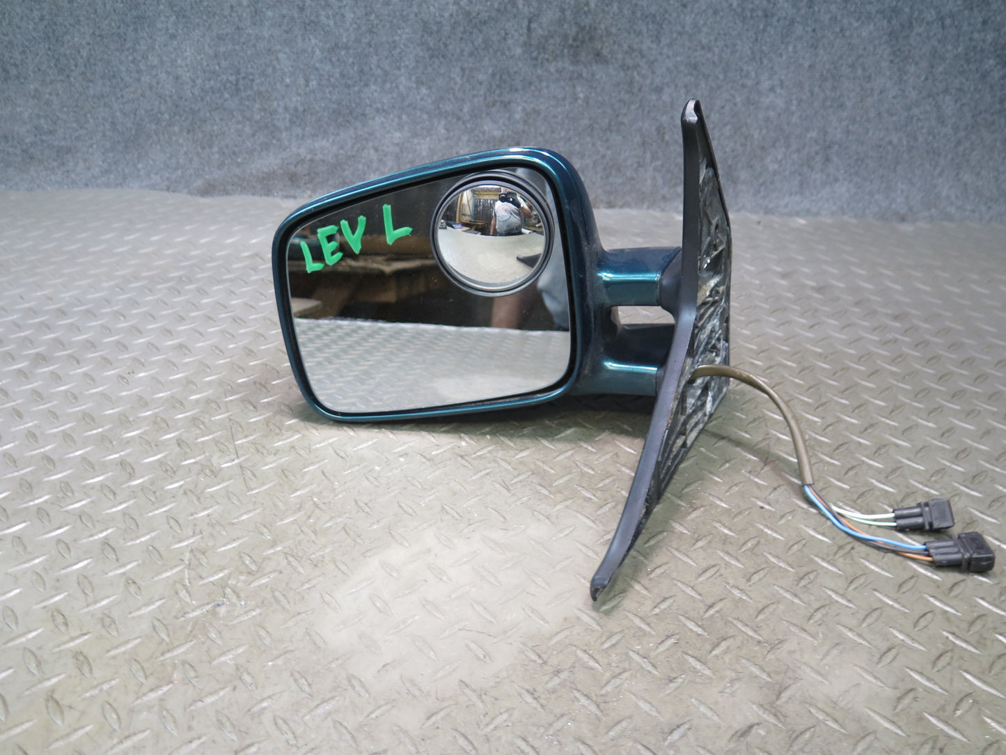 99-03 VW Eurovan T4 Front Left Door Exterior Side View Heated Power Mirror OEM