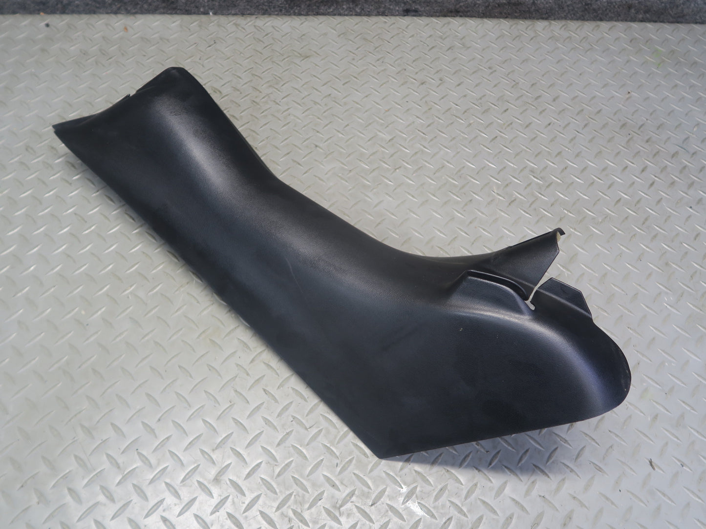 97-04 Chevrolet Corvette C5 Interior B Pillar Seat Belt Trim Panel 10258545 OEM