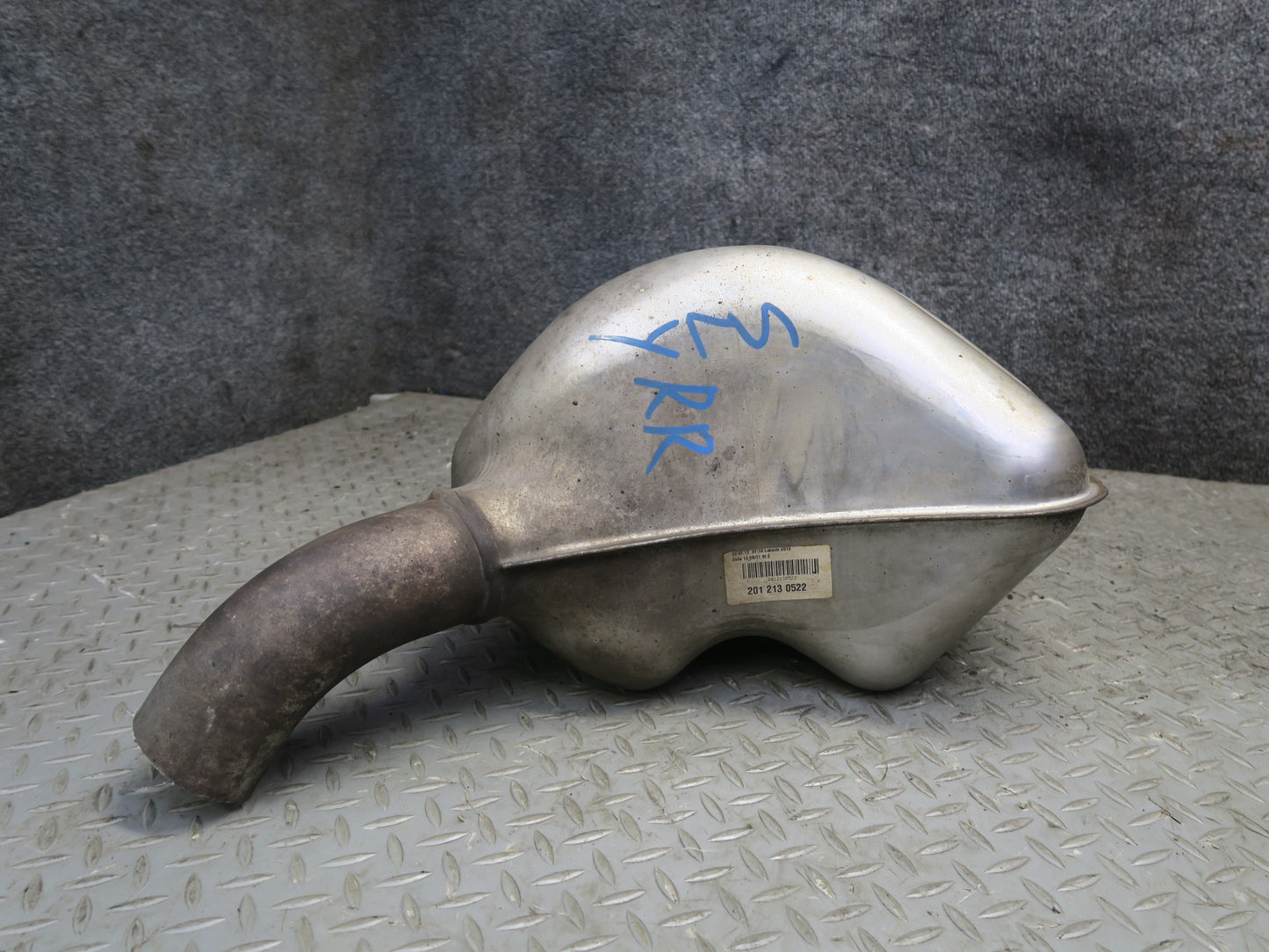 13-20 Mercedes R231 SL550 Set of 2 Rear Left & Right Exhaust Muffler OEM