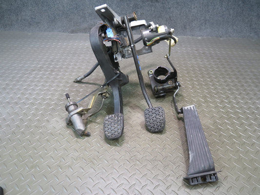 01-02 BMW E36/7 Z3 M54 MT Gas Brake Clutch Pedal w Clutch Cylinders 57K Mile OEM