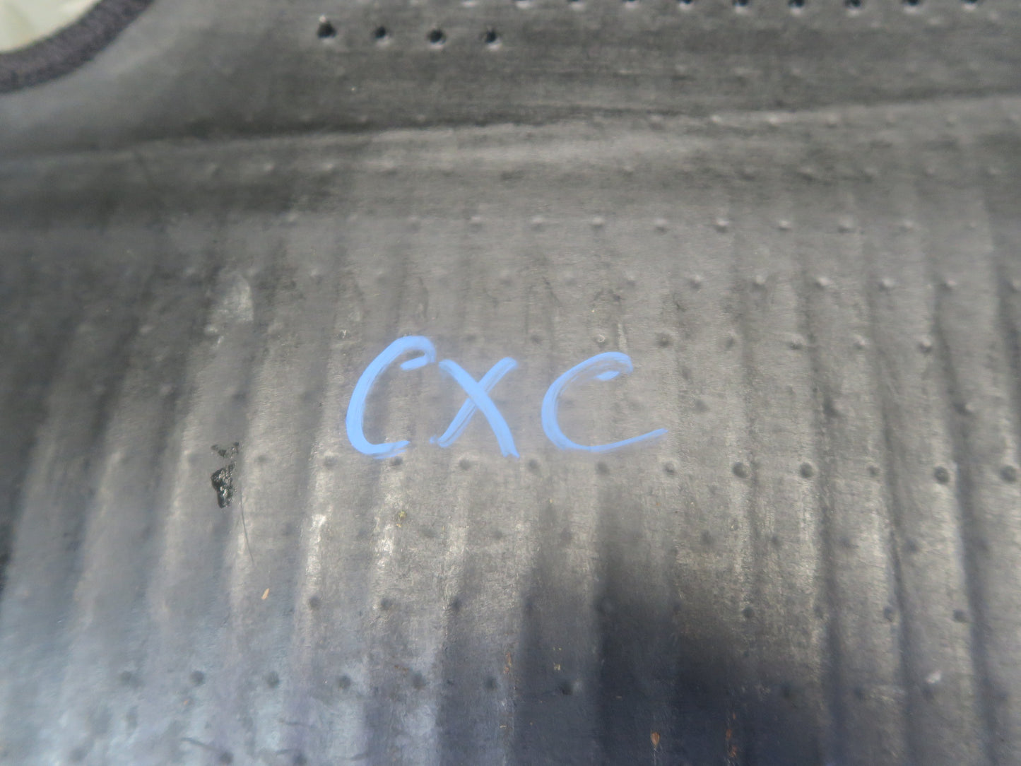 97-04 Chevrolet Corvette C5 Set of 2 Front Carpet Floor MAT Black 45K Miles OEM