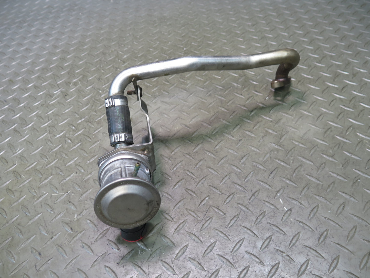 96-99 BMW E36/7 Z3 1.9L M44 Engine Tlev Air Intake Tube Shut-off Valve OEM