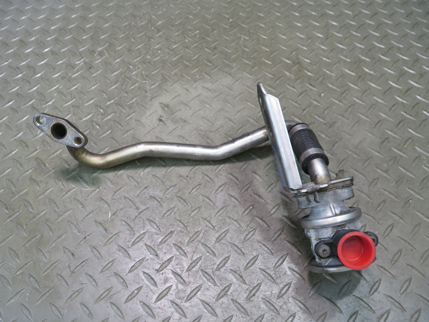 96-99 BMW E36/7 Z3 1.9L M44 Engine Tlev Air Intake Tube Shut-off Valve OEM