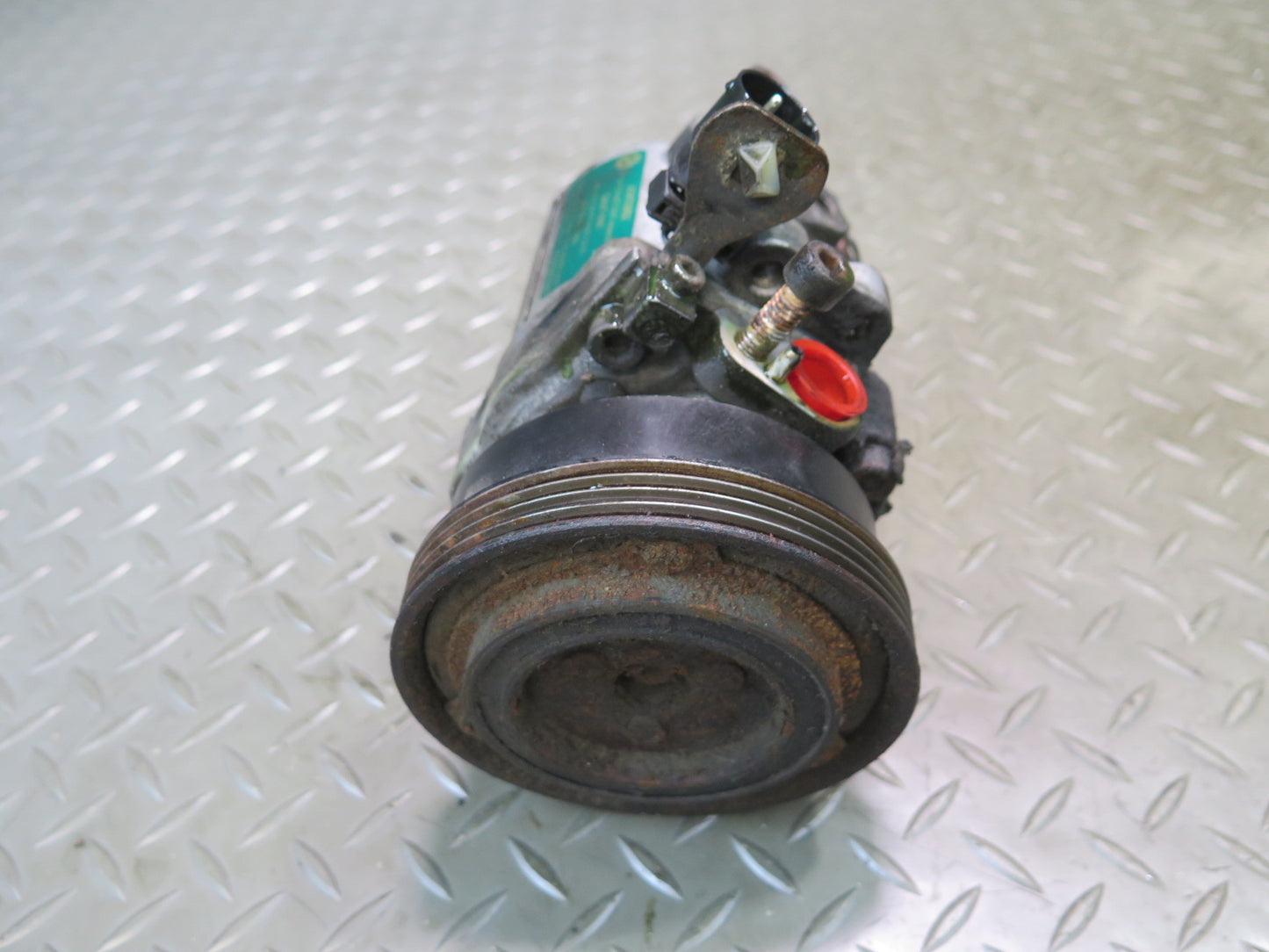 96-99 BMW E36/7 Roadster Z3 1.9L M44 A/C Air Condition Compressor 8390228 OEM