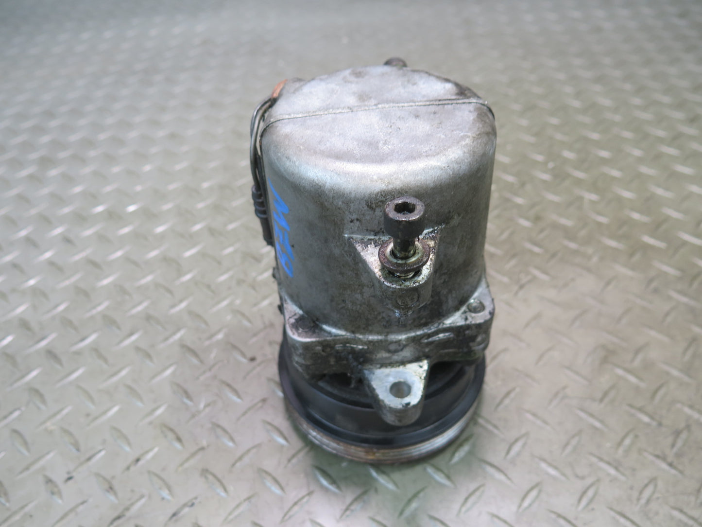 96-99 BMW E36/7 Roadster Z3 1.9L M44 A/C Air Condition Compressor 8390228 OEM