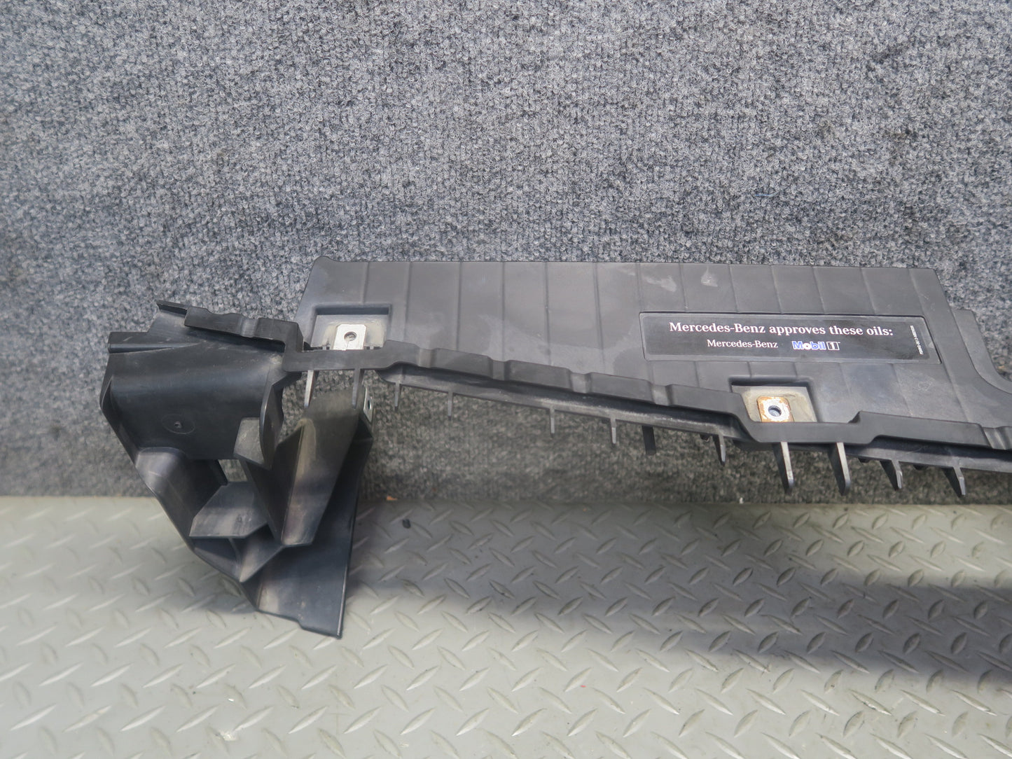 2012-2016 Mercedes R172 SLK Front Upper Radiator Support Mount Bracket
