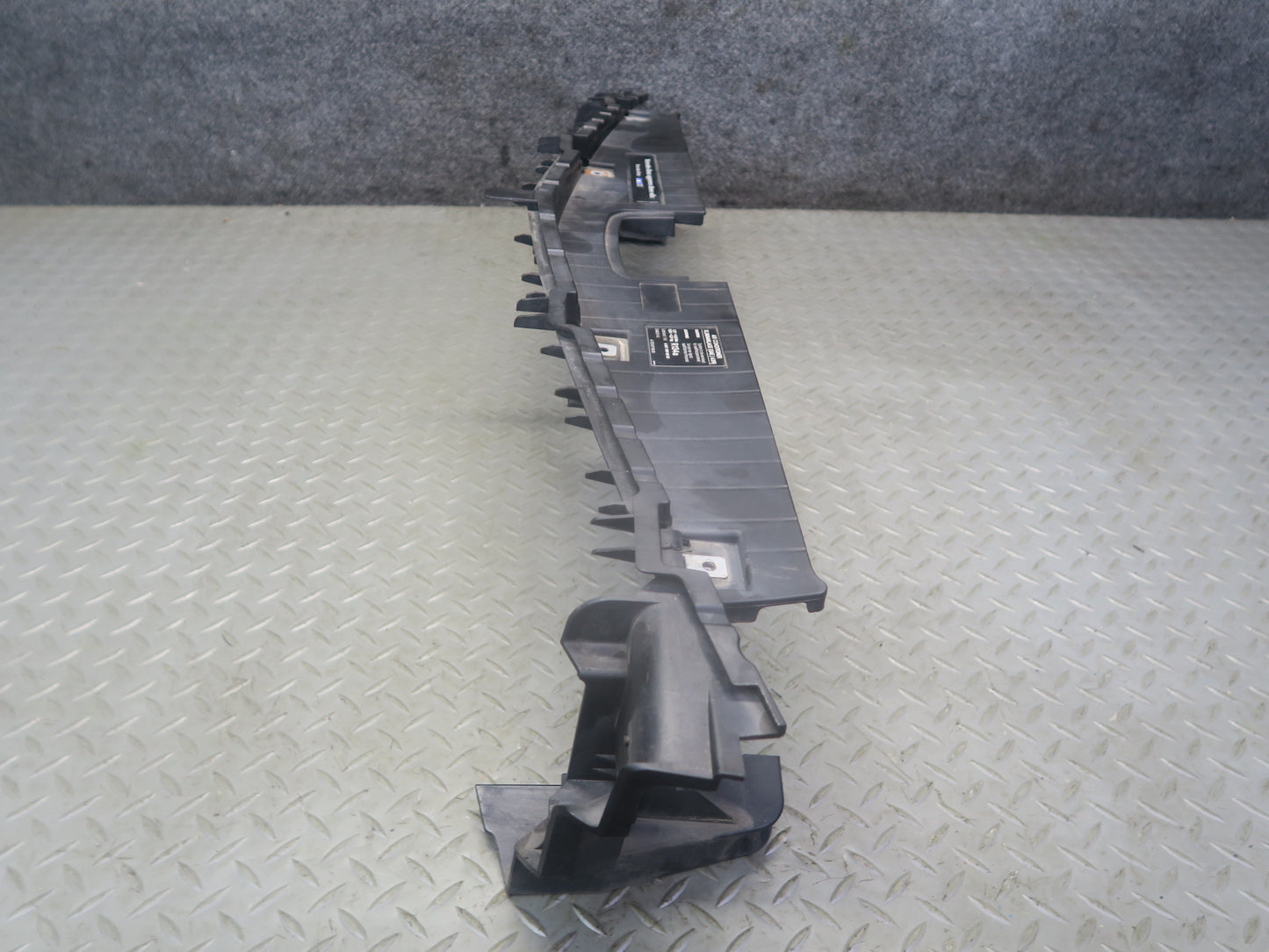 2012-2016 Mercedes R172 SLK Front Upper Radiator Support Mount Bracket