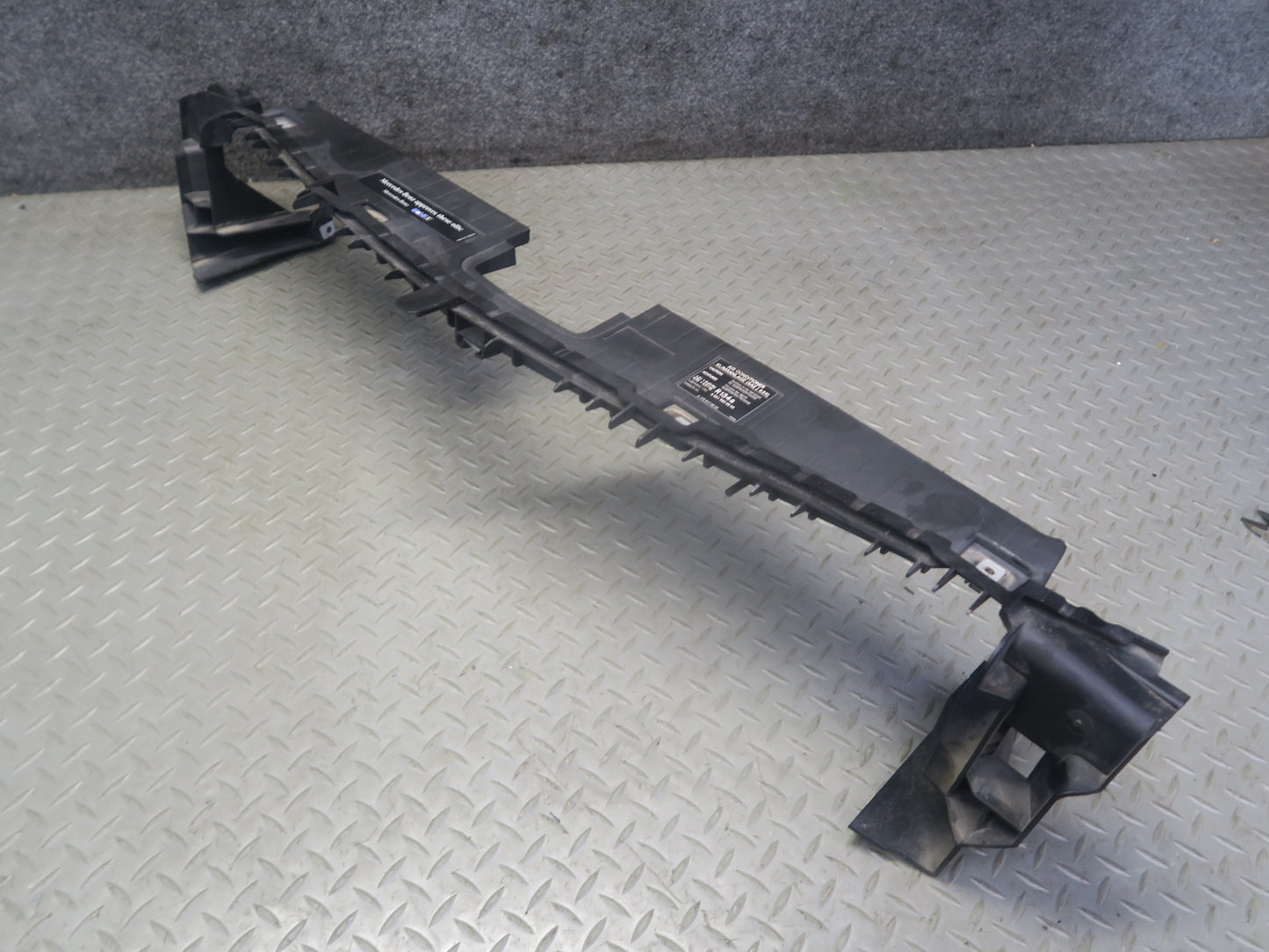 2012-2016 Mercedes R172 SLK Front Upper Radiator Support Mount Bracket
