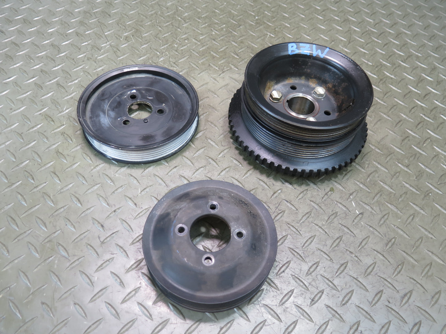 96-99 BMW E36/7 Z3 1.9L M44 Water Power Steering Pump Crankshaft Pulley Set OEM