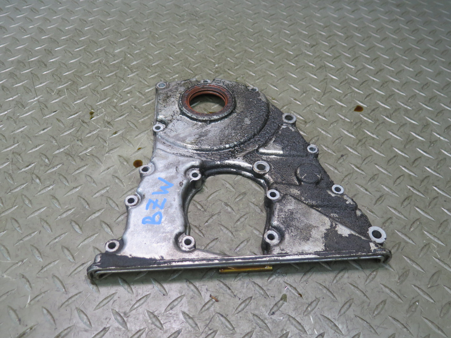 96-99 BMW E36/7 Z3 1.9L M44 Set of 2 Lower & Upper Engine Timing Chain Cover OEM
