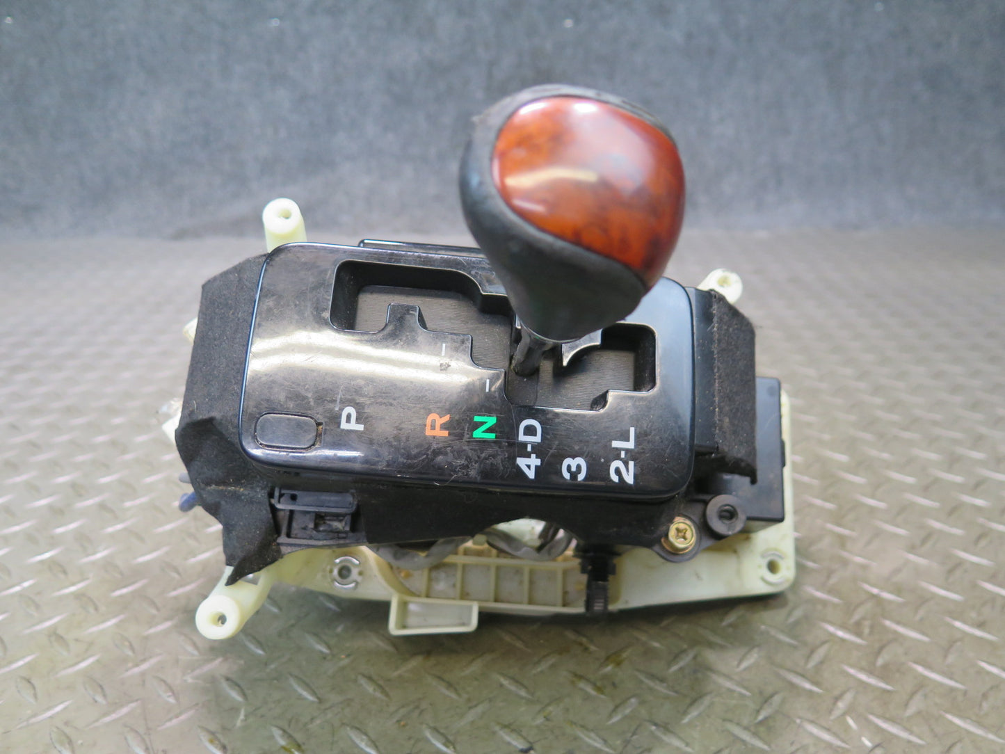 98-00 Lexus UZZ30L SC400 SC300 A/T Gear Shifter w Shifter Knob Assembly OEM