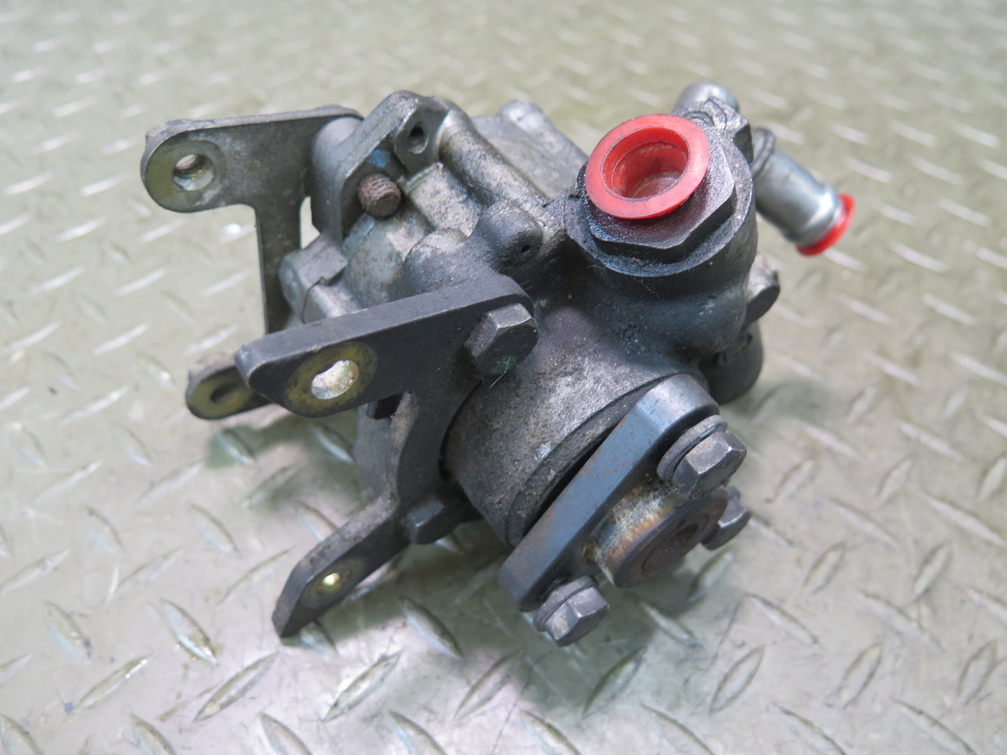 96-99 BMW E36/7 Z3 1.9L M44 Power Steering Pump OEM