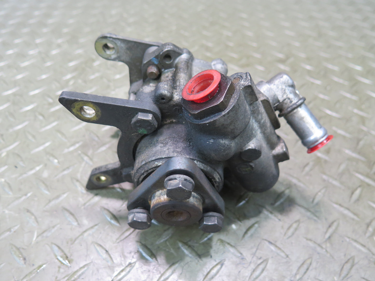 96-99 BMW E36/7 Z3 1.9L M44 Power Steering Pump OEM