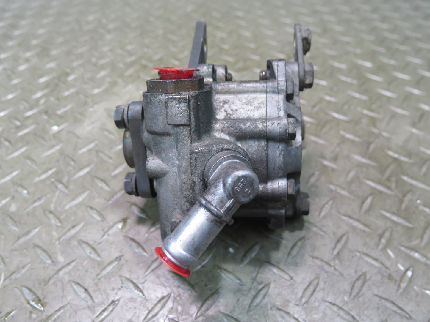 96-99 BMW E36/7 Z3 1.9L M44 Power Steering Pump OEM