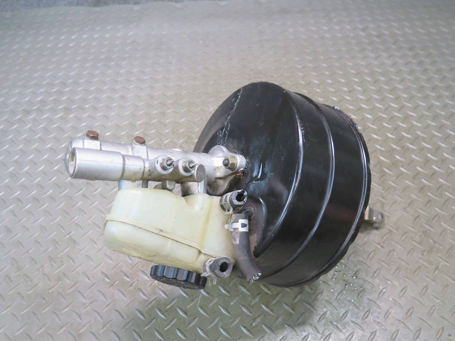 98-00 Lexus UZZ30L SC400 Brake Master Cylinder Booster Reservoir 115K Miles OEM