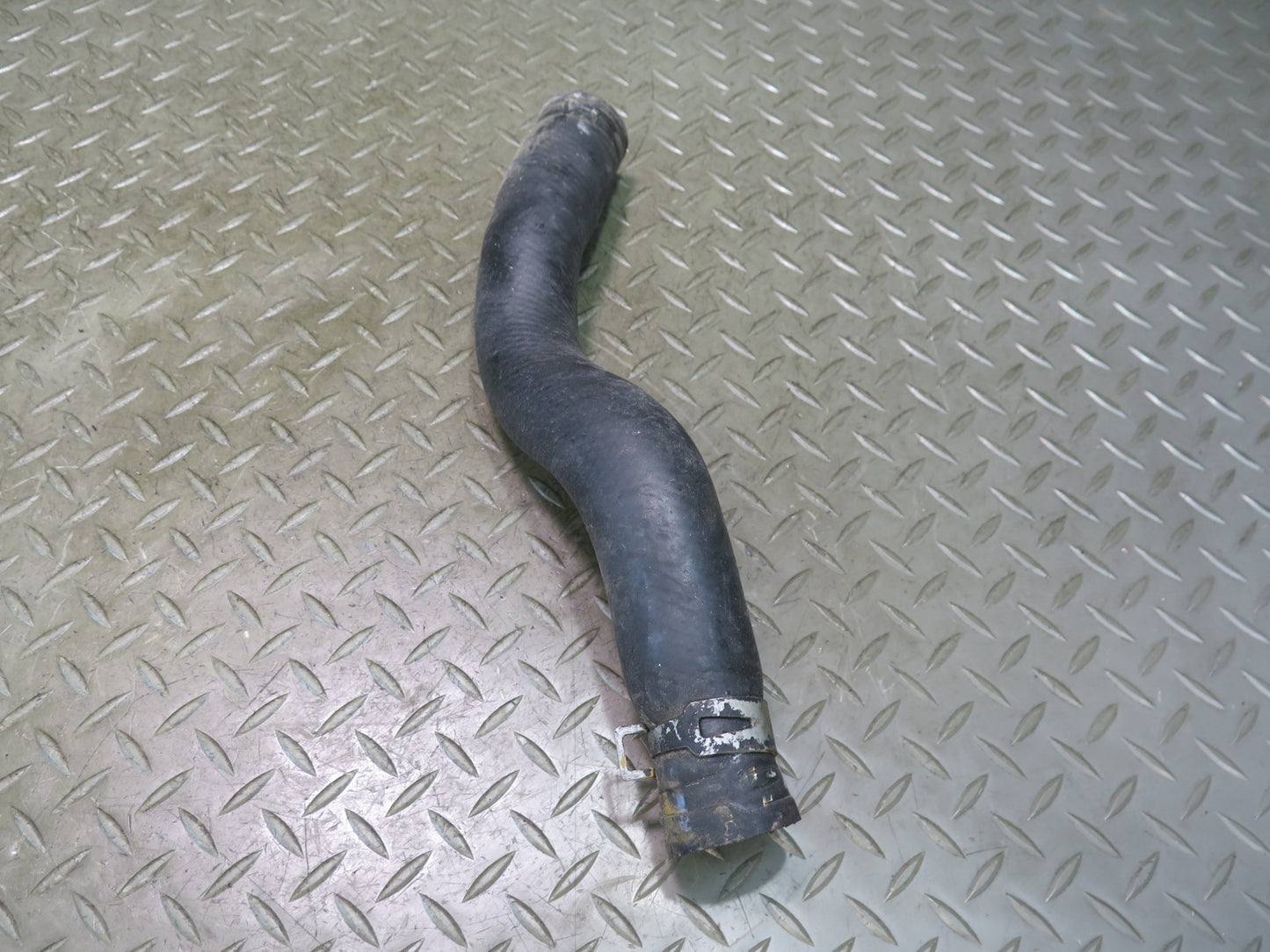98-00 Lexus UZZ30L SC400 1UZFE Set of 2 Engine Radiator Coolant Hose Pipe OEM