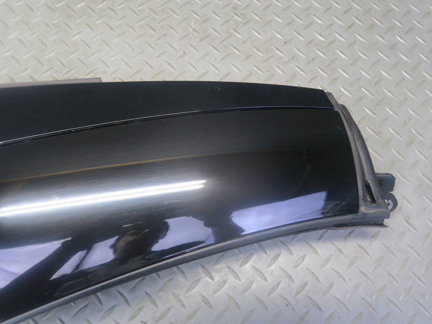 2012-2020 Mercedes R172 SLK SLC Rear Right Side C Pillar Molding Cover Trim