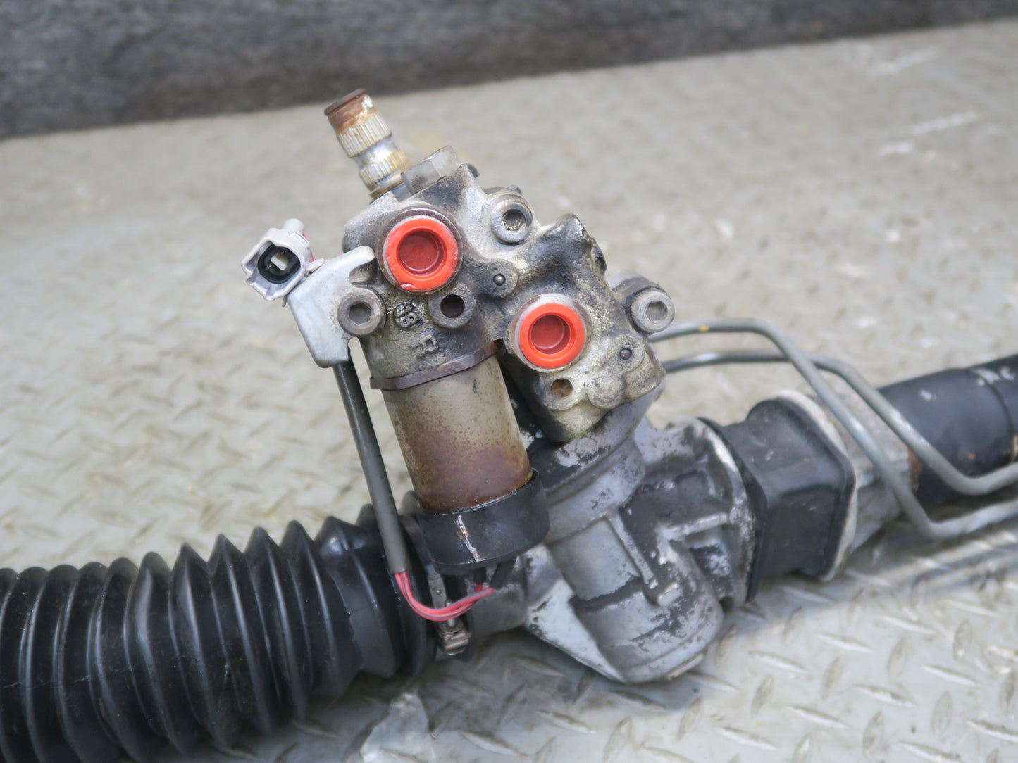 95-97 Toyota Celsior UCF20 RHD Power Steering Rack & Pinion 116K Miles OEM