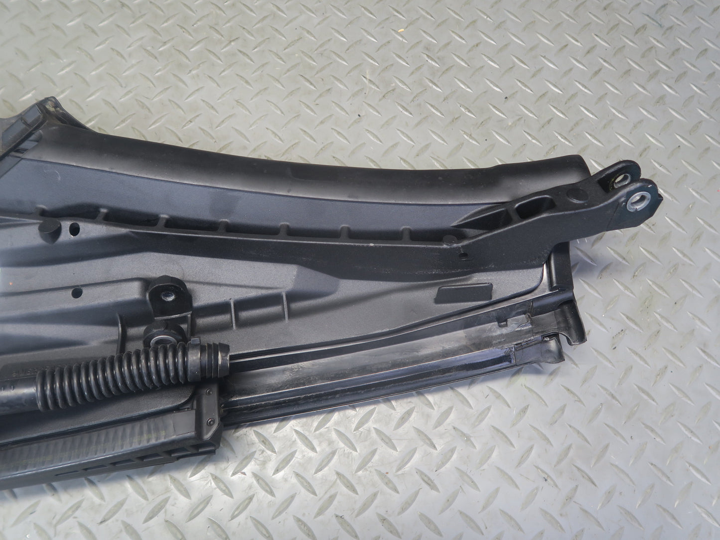 2012-2020 Mercedes R172 SLK SLC Rear Right Side C Pillar Molding Cover Trim