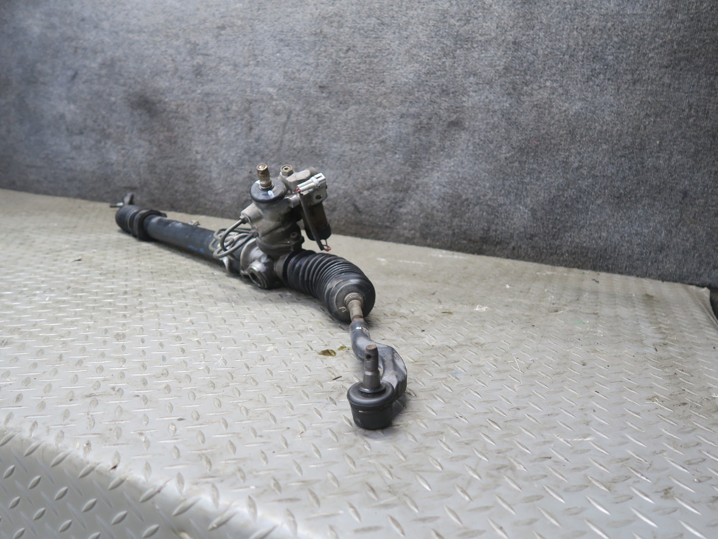 95-97 Toyota Celsior UCF20 RHD Power Steering Rack & Pinion 116K Miles OEM