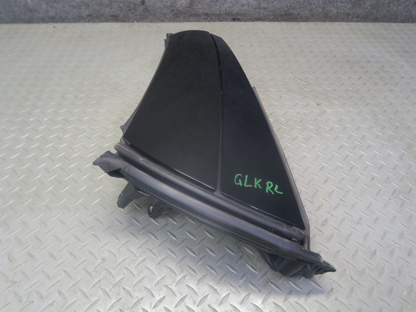 2012-2020 Mercedes R172 SLK SLC Rear Left Side C Pillar Molding Cover Trim