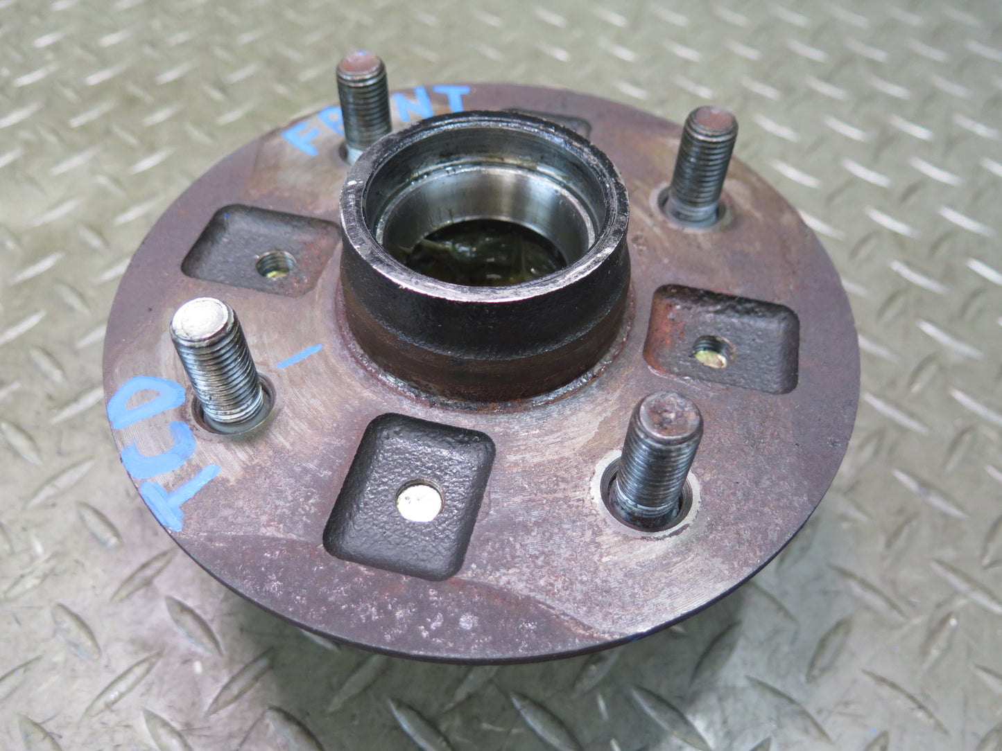 84-88 Toyota Cressida MX73 Front Axle Hub w Hardware Set 45K Miles OEM