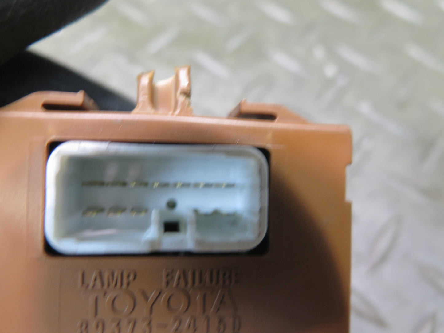 98-00 Lexus UZZ30L SC400 SC300 Lamp Failure Control Module 89373-24150 OEM