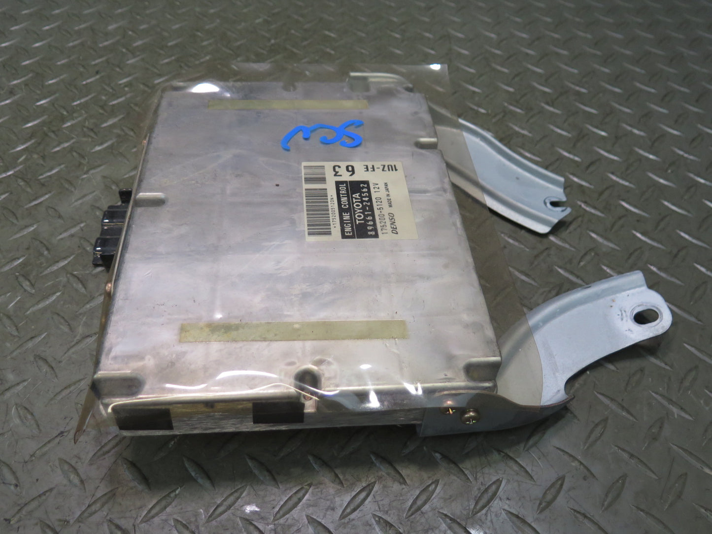 1999 Lexus UZZ30L SC400 4.0L 1UZFE ECM ECU Engine Control Module 89661-24562 OEM