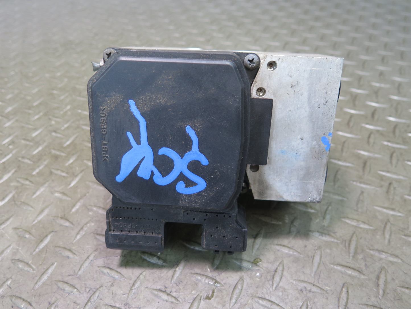 97-00 Lexus UZZ30L SC400 SC300 Anti Lock Brake ABS Pump Module OEM