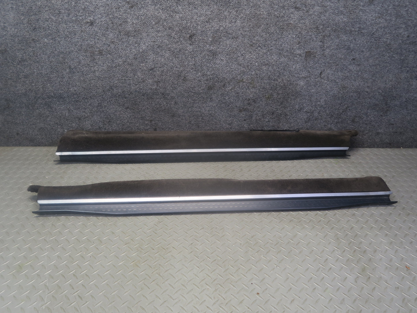 94-02 Mercedes R129 Sl-class Set of 2 Door Scuff Sill Plate Trim Panel OEM