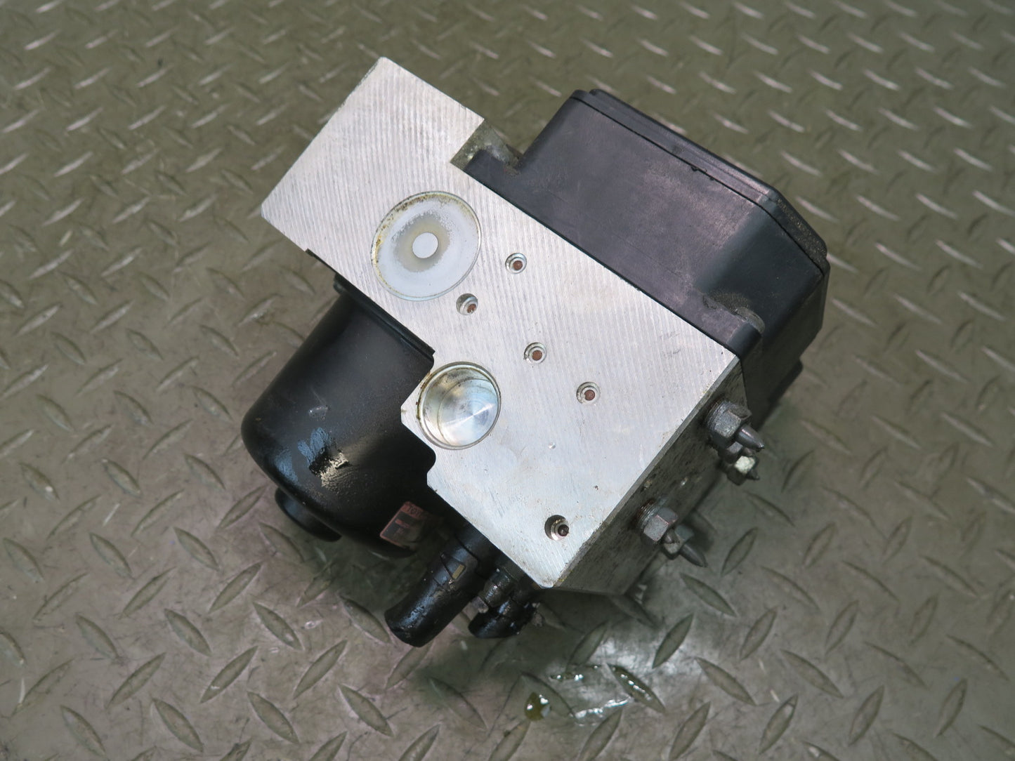 97-00 Lexus UZZ30L SC400 SC300 Anti Lock Brake ABS Pump Module OEM