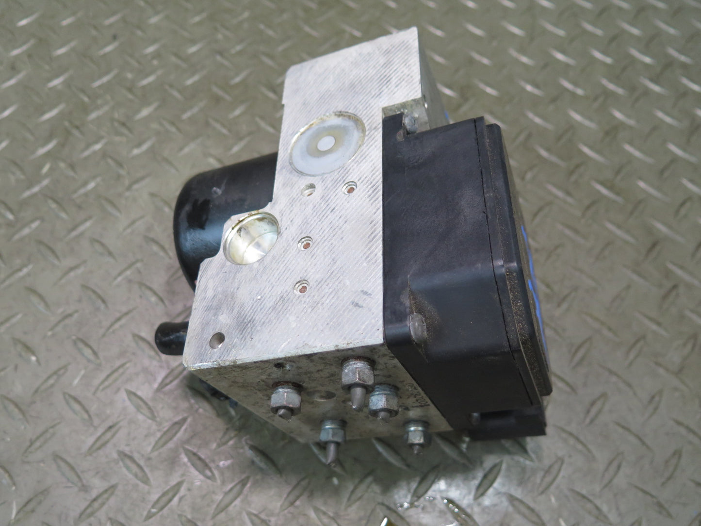97-00 Lexus UZZ30L SC400 SC300 Anti Lock Brake ABS Pump Module OEM
