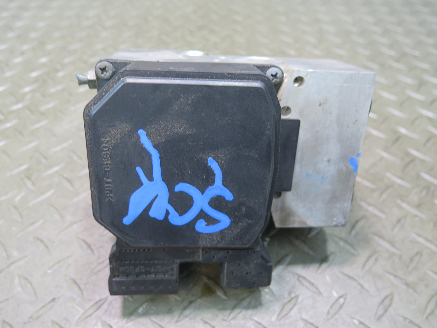 97-00 Lexus UZZ30L SC400 SC300 Anti Lock Brake ABS Pump Module OEM