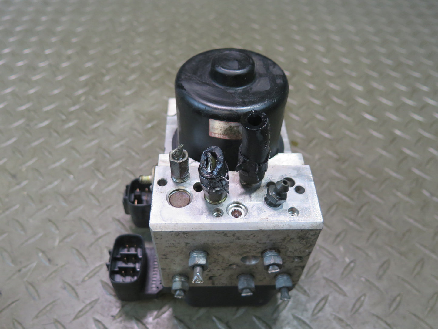 97-00 Lexus UZZ30L SC400 SC300 Anti Lock Brake ABS Pump Module OEM